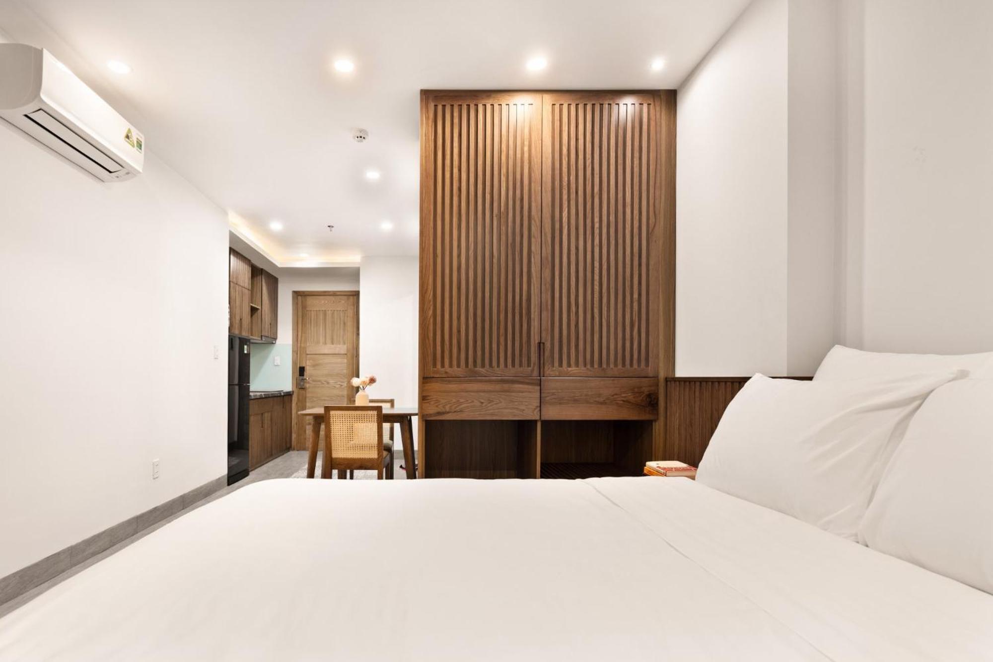 Hoang Thinh Hotel & Apartment Danang Exterior photo